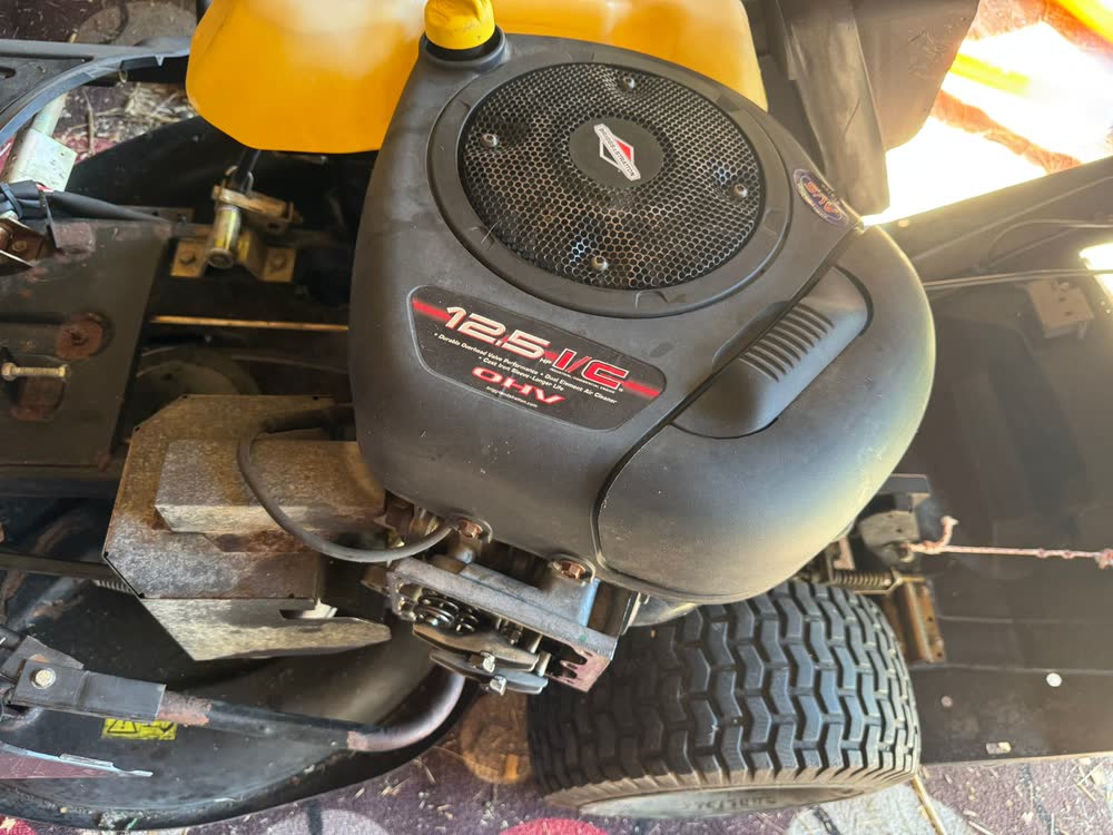 Motor zahradního traktoru